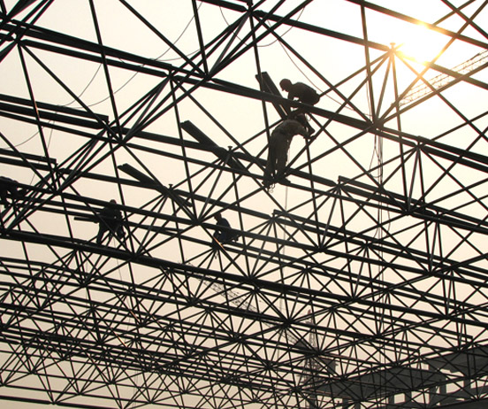 舞钢厂房网架安装